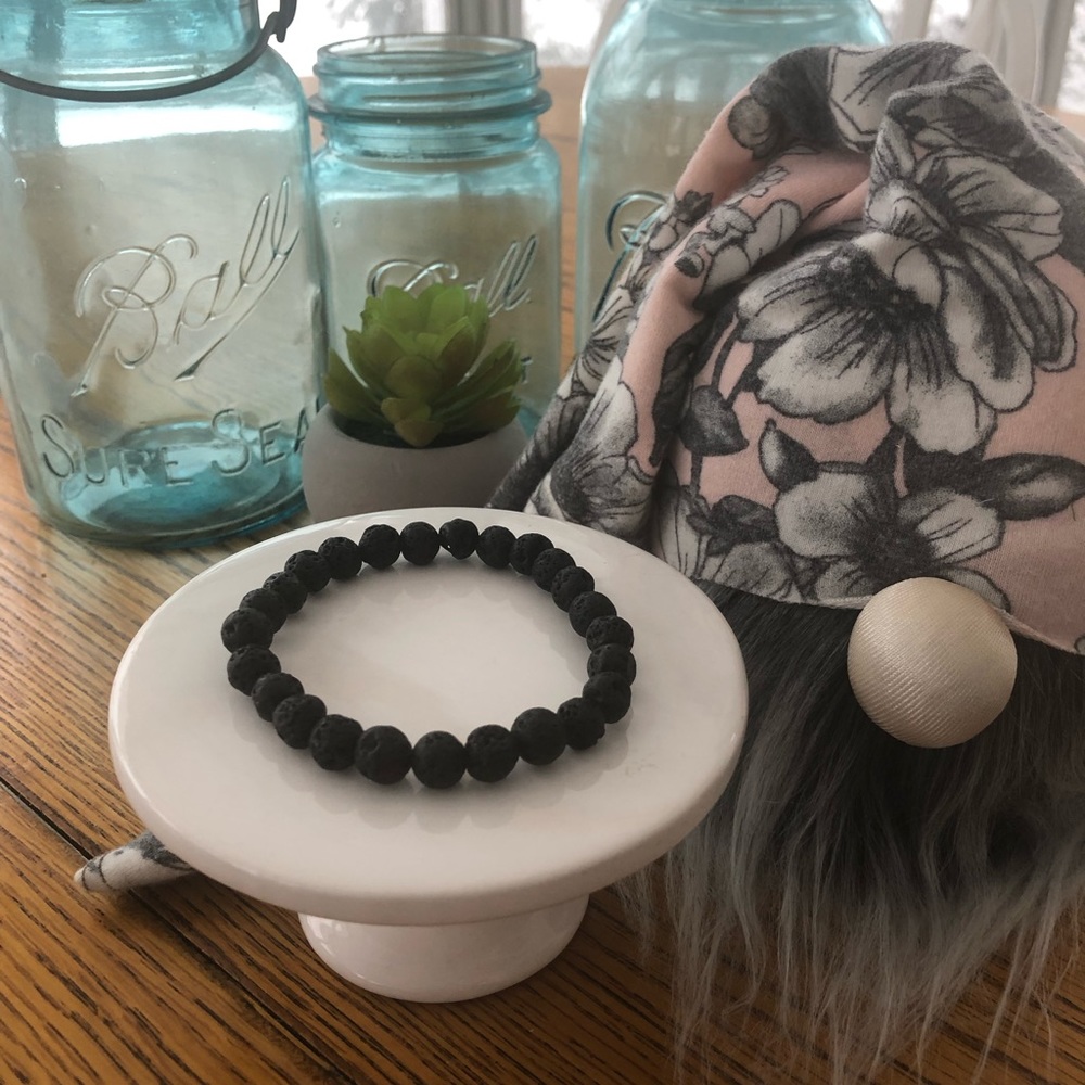 Essential oil diffusing bracelets - Picture 5 of 8